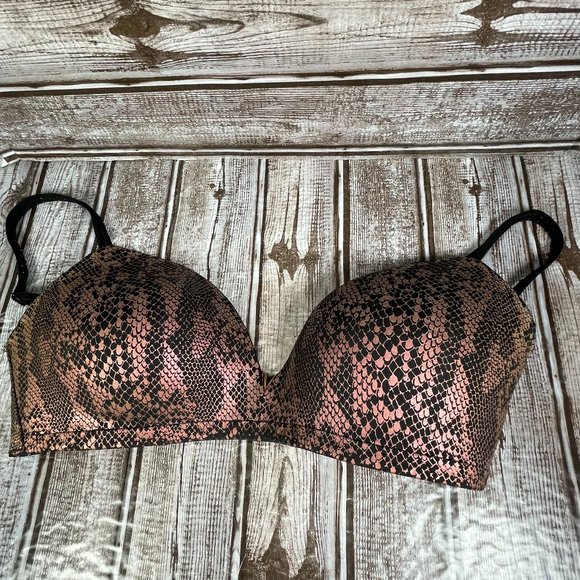 Victoria's Secret Other - VICTORIA'S SECRET Women's 32DD Padded No Wire Snakeskin Metallic Adjustable Bra